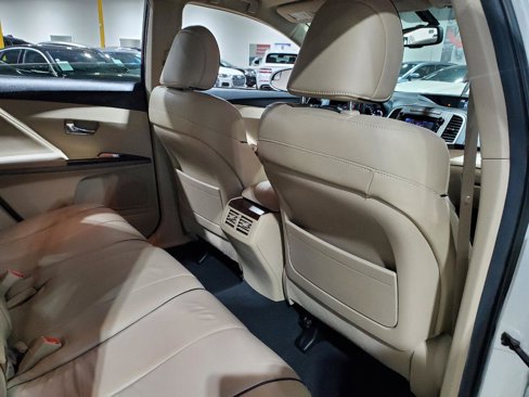 Used 2013 Toyota Venza XLE image 19