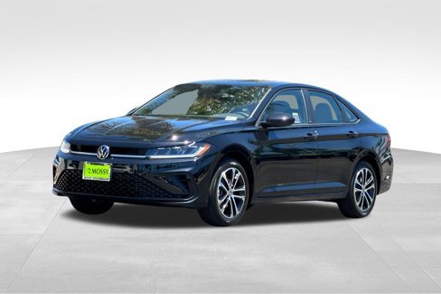 New 2025 Volkswagen Jetta Sport image 1