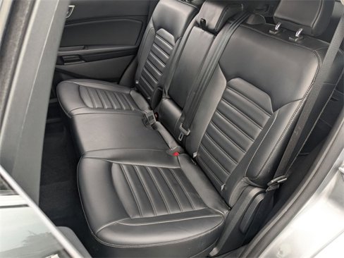 Used 2024 Ford Edge SEL image 18