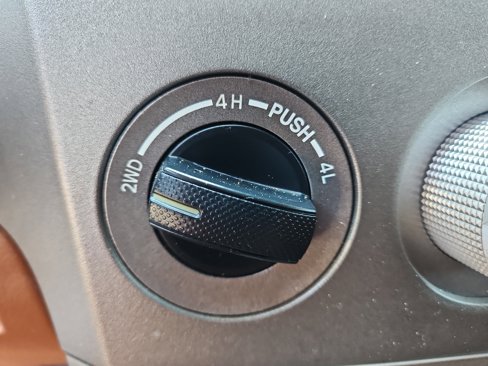 Used 2013 Toyota Tundra Limited image 20