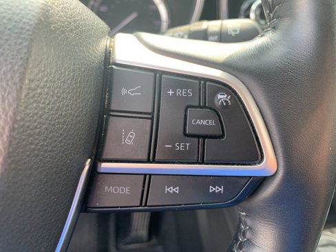 Used 2022 Toyota Highlander Limited image 28