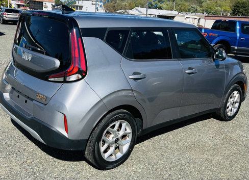 Used 2023 Kia Soul LX w/ Option Group 015 image 5
