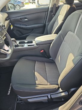 New 2025 Nissan Sentra SV image 5