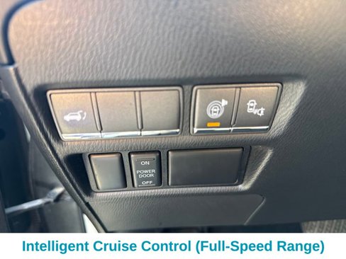 Used 2015 INFINITI QX80 4WD w/ Deluxe Technology Package image 19