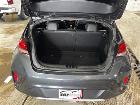 Used 2020 Hyundai Veloster 2.0 Premium image 23