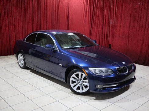 Used 2011 BMW 328i Convertible image 2