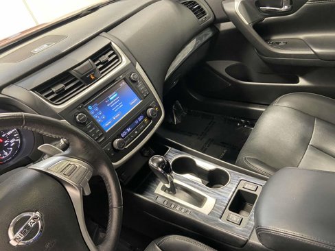 Used 2016 Nissan Altima 3.5 SL image 22