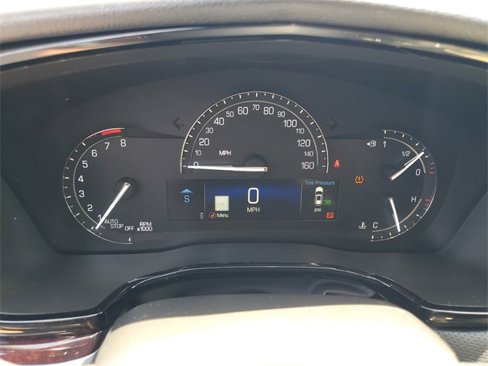 Used 2018 Cadillac XT5 Luxury w/ Driver Awareness Package image 34