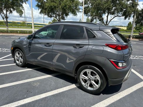 Used 2023 Hyundai Kona SEL w/ Winter Weather Package image 4