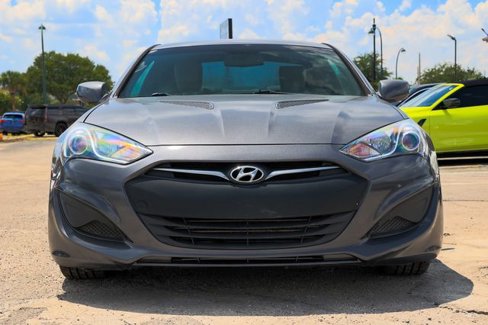 Used 2013 Hyundai Genesis 2.0T image 19