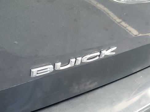 Used 2017 Buick Encore Essence image 4