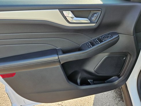 Used 2021 Ford Escape SE w/ Convenience Package image 13