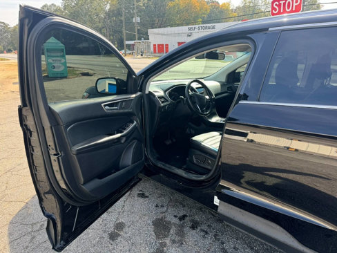 Used 2019 Ford Edge SEL w/ Equipment Group 201A image 9