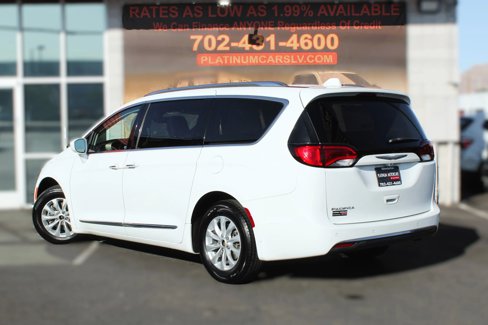 Used 2018 Chrysler Pacifica Touring-L w/ Premium Audio Group image 28