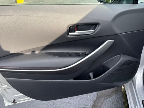 New 2025 Toyota Corolla SE image 10