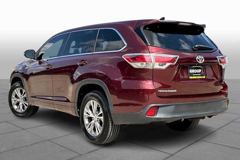Used 2015 Toyota Highlander LE image 11