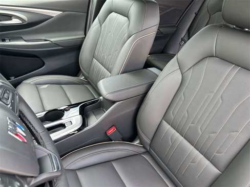 New 2025 Buick Envista Avenir image 21