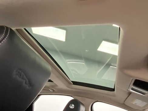 Used 2017 Jaguar XJ R-Sport image 24
