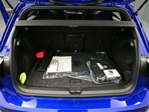 Used 2025 Volkswagen Golf R Black Edition image 15