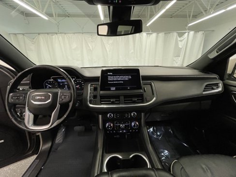 Used 2021 GMC Yukon SLT image 13