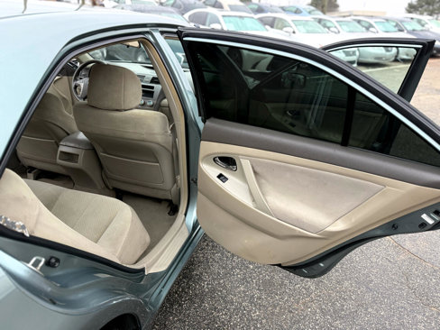 Used 2007 Toyota Camry image 38