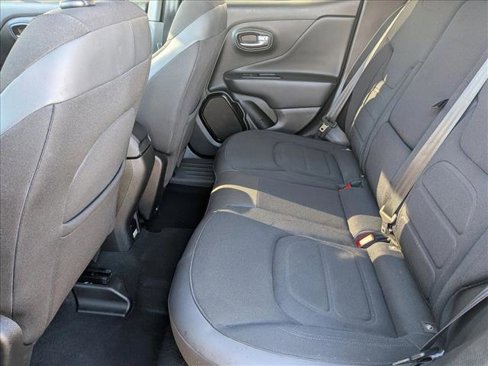 Used 2017 Jeep Renegade Altitude image 17