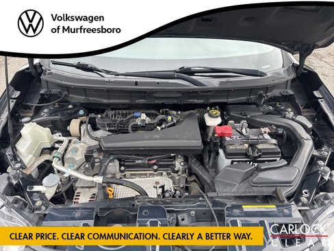 Used 2018 Nissan Rogue SV image 12