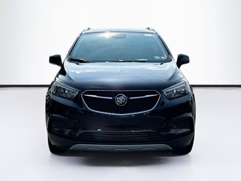 Certified 2022 Buick Encore Preferred w/ Safety Package image 2