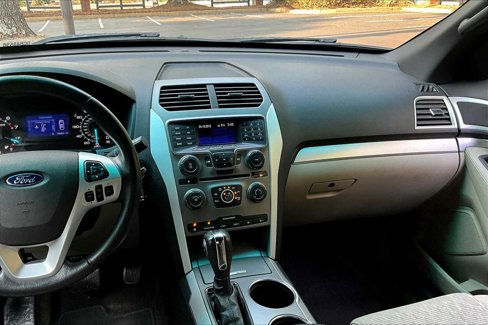 Used 2013 Ford Explorer XLT image 6