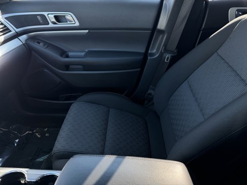 Used 2014 Ford Explorer XLT image 18