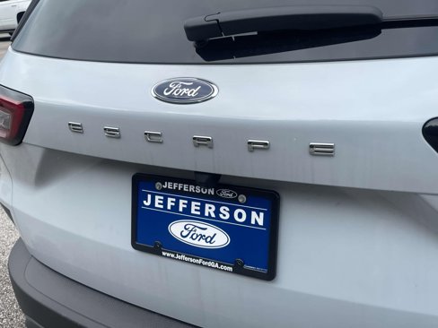 Used 2025 Ford Escape ST-Line image 5