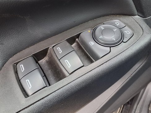 Used 2023 Chevrolet Equinox LT image 22