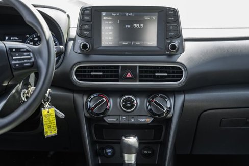Used 2021 Hyundai Kona SE w/ Cargo Package image 20