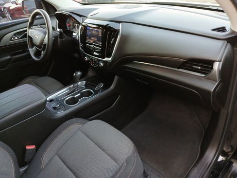 Used 2020 Chevrolet Traverse LS image 30