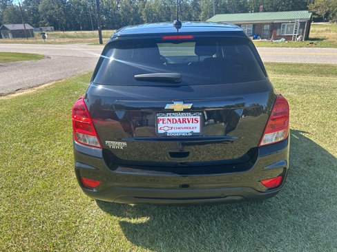 Used 2022 Chevrolet Trax LS w/ Tint and Cruise Package image 11