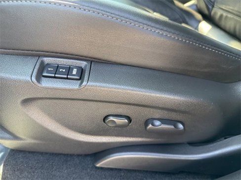 Used 2019 Buick Encore Essence w/ Safety Package II image 17