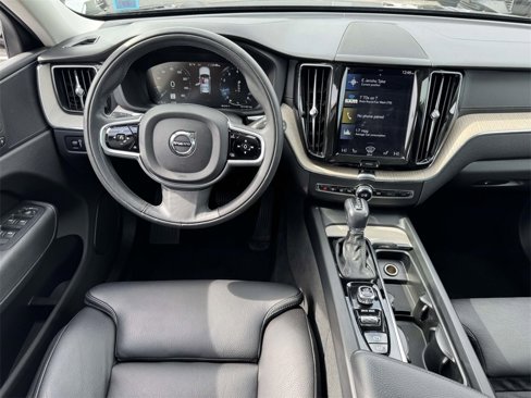 Used 2018 Volvo XC60 T6 Inscription w/ Vision Package image 11