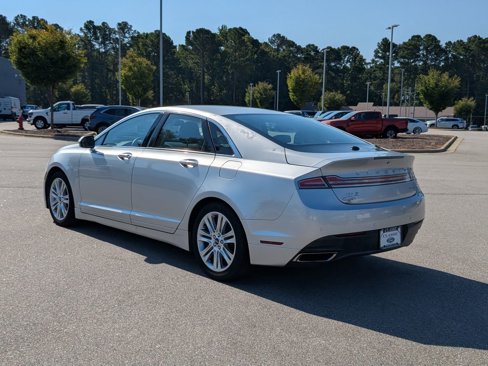 Used 2016 Lincoln MKZ w/ Equipment Group 200A Select image 10