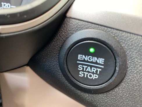 Certified 2022 Ford Escape SE image 24