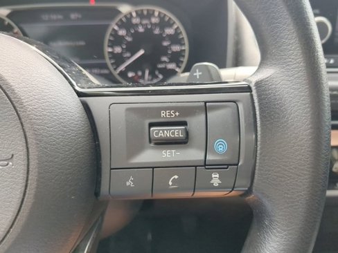 Used 2023 Nissan Rogue SV image 22