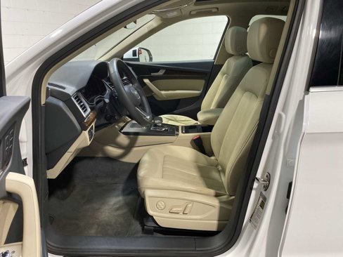 Used 2018 Audi Q5 2.0T Premium Plus image 2
