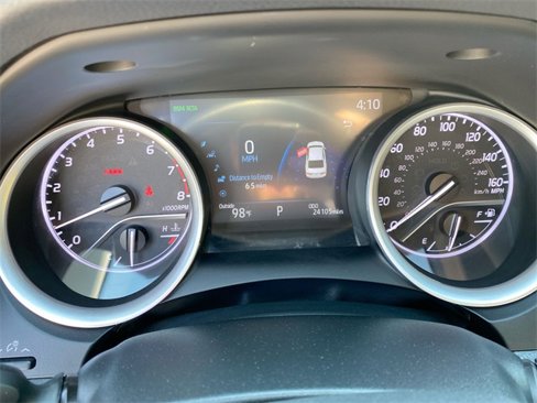 Used 2024 Toyota Camry XLE image 11