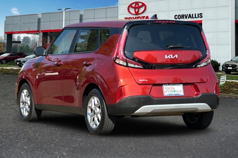 Used 2023 Kia Soul LX w/ LX Technology Package image 6