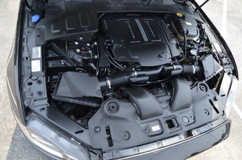Used 2016 Jaguar XJ R-Sport image 40