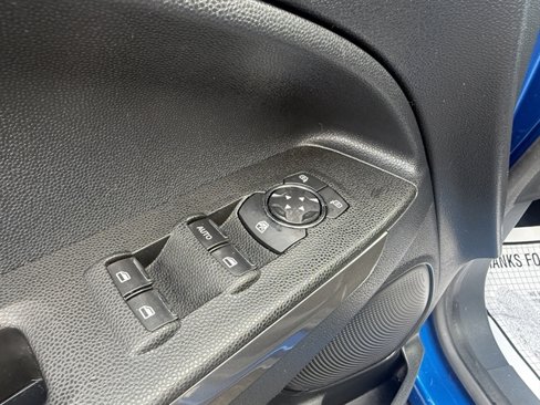 Used 2018 Ford EcoSport SE image 9