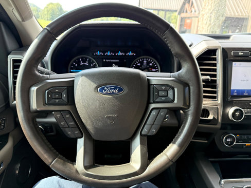 Used 2020 Ford Expedition Max XLT image 9
