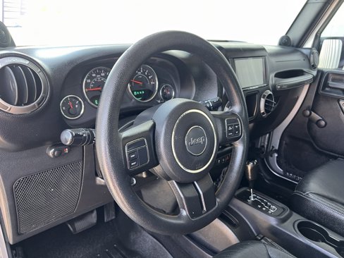 Used 2014 Jeep Wrangler Sport image 12