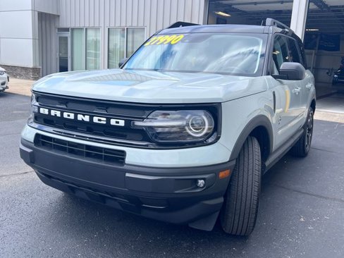 Used 2022 Ford Bronco Sport Outer Banks w/ Tech Package image 5