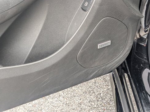 Used 2018 Chevrolet Volt Premier w/ LPO, Blackout Package image 15