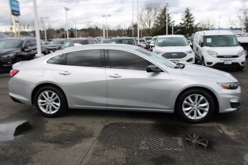 Used 2020 Chevrolet Malibu LT image 8
